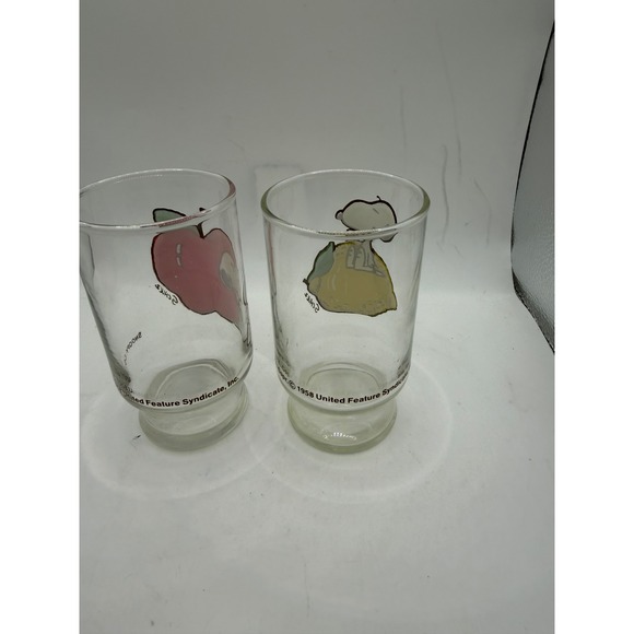 Vintage Snoopy Peanuts Fruit Juice Glasses Set of 2 Apple Lemon 1958 UFS 4 Inch - Picture 3 of 6